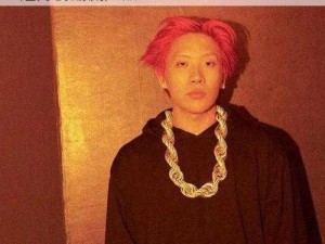 顶级 RAPPER 潮水：展现顶级 RAPPER 魅力的潮流产品