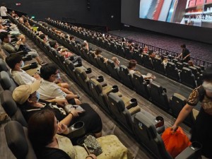 高品质私人 IMAX 家庭影院，畅享震撼视听盛宴